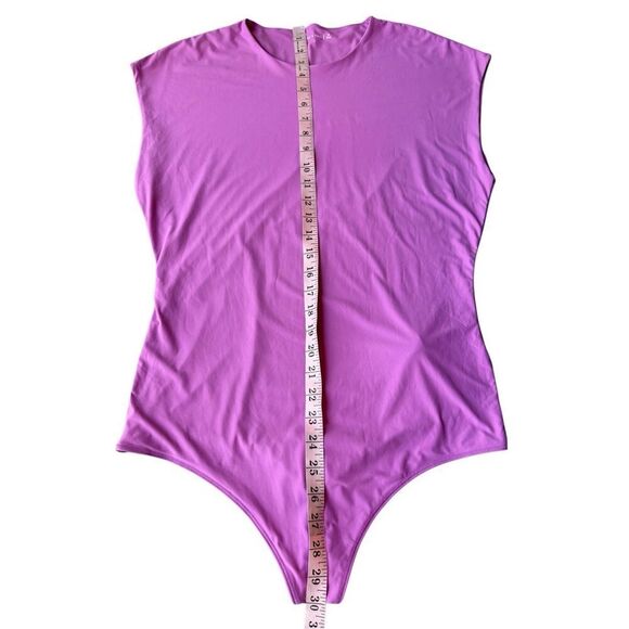Abercrombie & Fitch X Tia Booth Soft Matte Seamless Grown-On Bodysuit Size XL - Picture 8 of 10